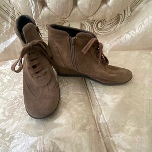 Women's Suede Ankle Boots